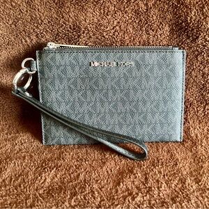 Michael Kors Jet Set Small Wristlet Wallet
